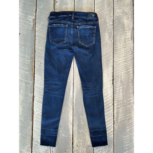 American Eagle Super Stretch Distressed Jegging | Size 4 | Style #9758 - Picture 3 of 6